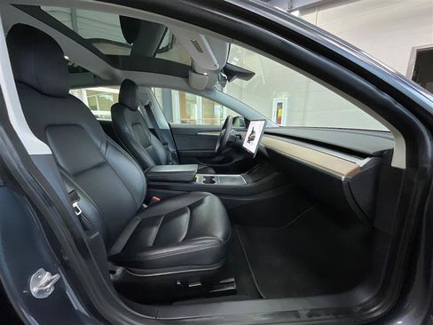 Used 2022 Tesla Model 3 Long Range AWD/4WD image 24