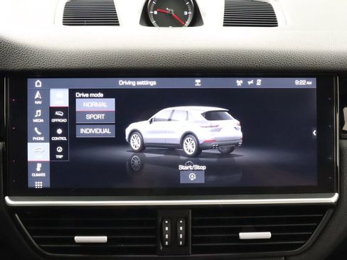 Used 2019 Porsche Cayenne AWD/4WD image 26