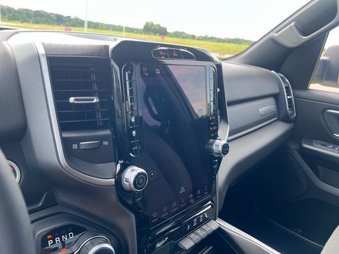 Certified 2025 RAM 1500 Big Horn AWD/4WD image 22