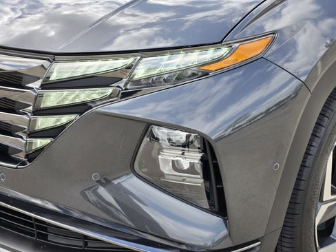 Used 2023 Hyundai Tucson Limited image 11