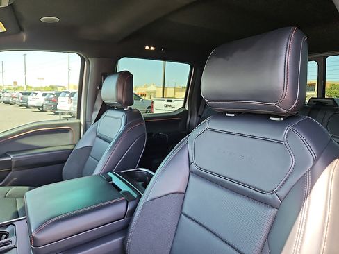 Used 2025 Ford F150 Raptor AWD/4WD image 12