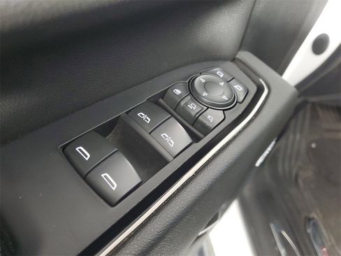 Used 2024 GMC Sierra 2500 AT4 w/ AT4 Premium Plus Package image 15