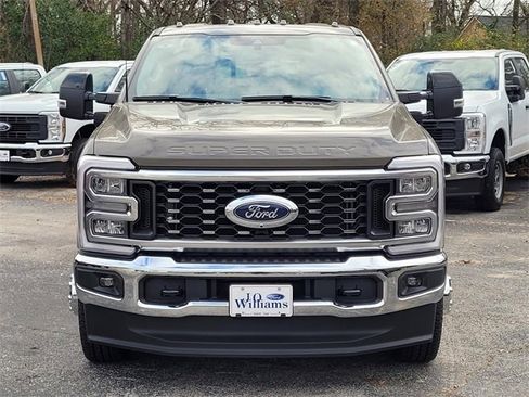New 2026 Ford F350 Lariat w/ FX4 Off-Road Package image 2