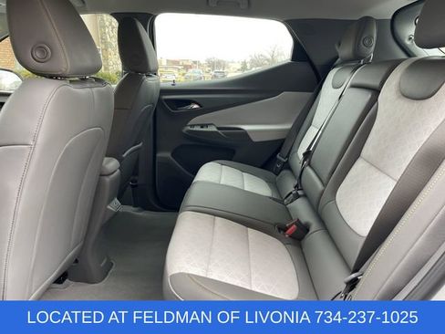 Used 2023 Chevrolet Bolt EUV Premier image 23