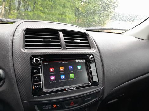 Used 2017 Mitsubishi Outlander Sport LE AWD/4WD image 24
