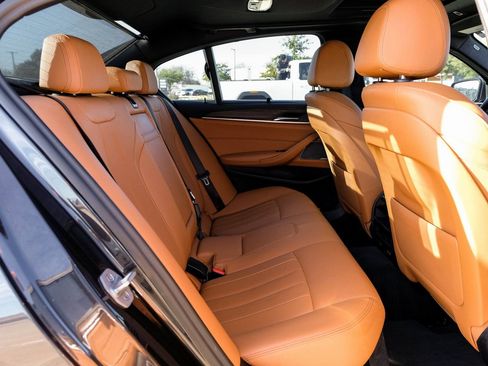 Used 2023 BMW 530i xDrive w/ Executive Package image 46