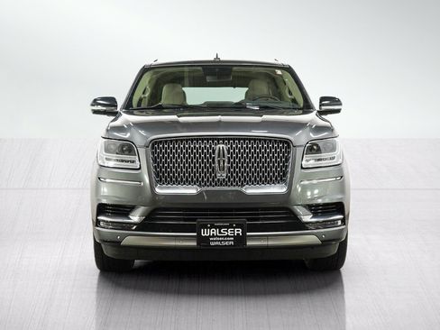 Used 2021 Lincoln Navigator Reserve w/ Luxury Package AWD/4WD image 8