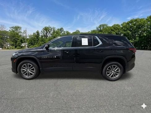 Used 2023 Chevrolet Traverse LT w/ LPO, Floor Liner Package AWD/4WD image 5