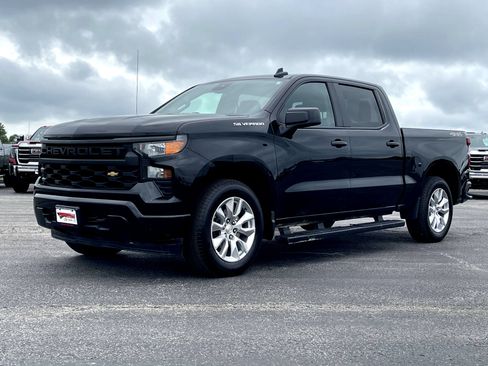 Certified 2024 Chevrolet Silverado 1500 Custom AWD/4WD image 8