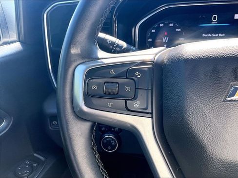 Used 2023 Chevrolet Silverado 1500 LT AWD/4WD image 23
