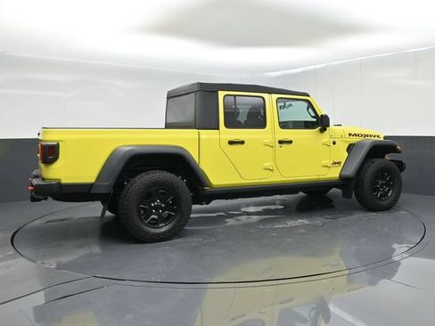 Used 2023 Jeep Gladiator Mojave AWD/4WD image 8