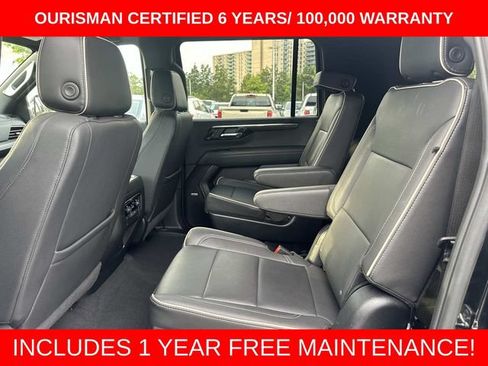 Used 2025 Chevrolet Suburban Premier AWD/4WD image 17