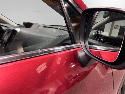 Used 2019 Subaru Ascent Limited image 13