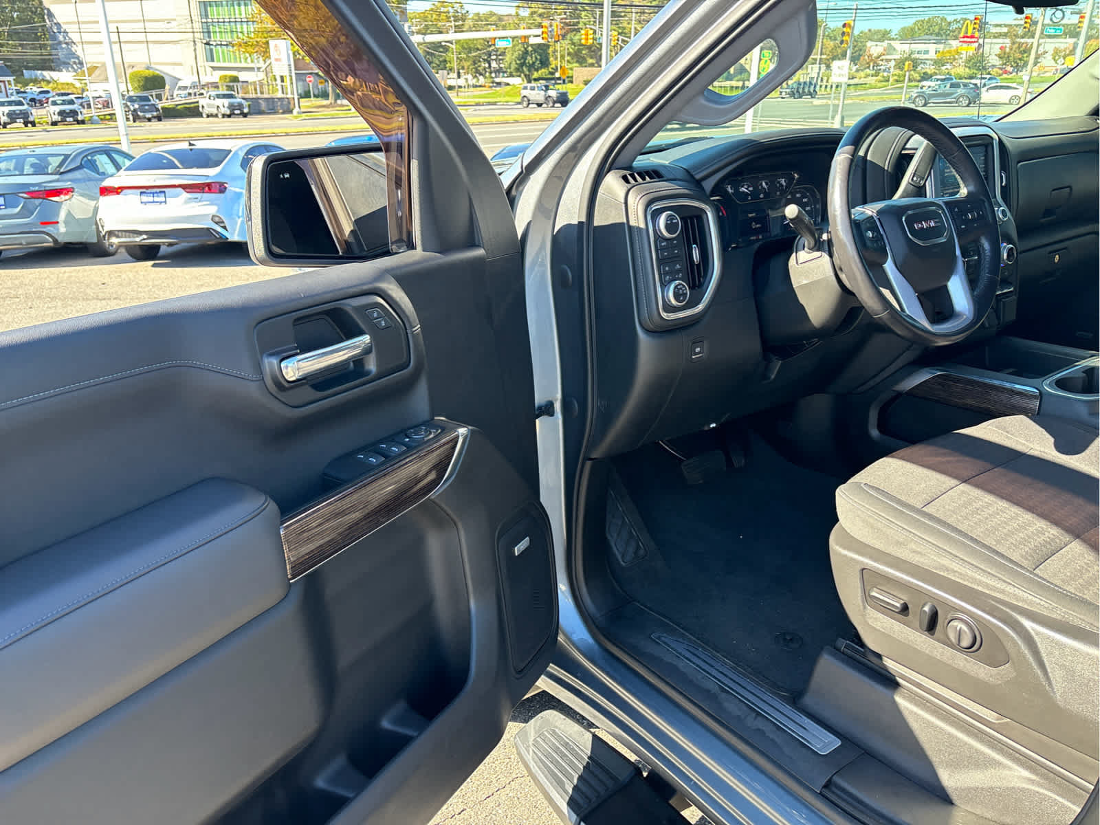 Certified 2021 GMC Sierra 1500 Elevation AWD/4WD image 7