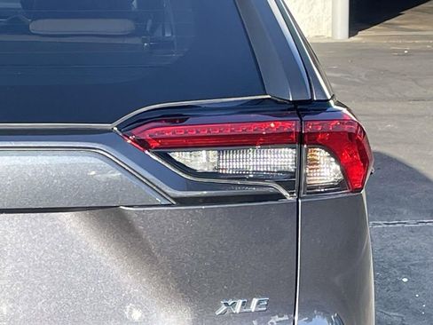 Used 2024 Toyota RAV4 XLE w/ Convenience Package image 18