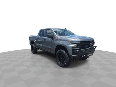 Used 2022 Chevrolet Silverado 1500 LT Trail Boss w/ Convenience Package II AWD/4WD image 2