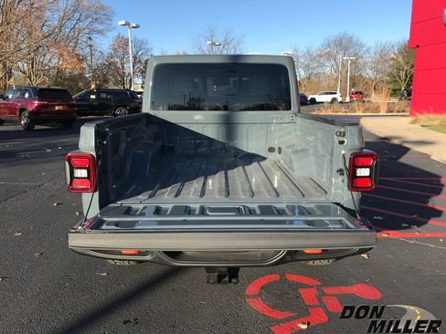 New 2026 Jeep Gladiator Mojave image 32