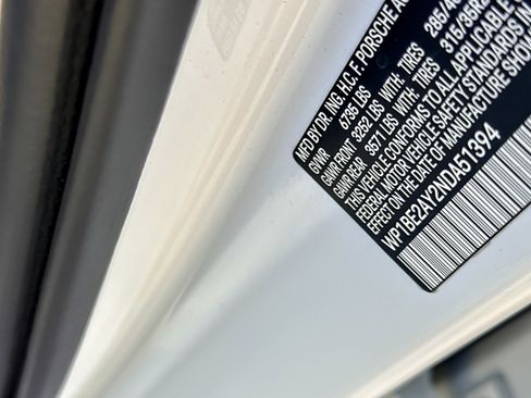 Used 2022 Porsche Cayenne E-Hybrid image 28