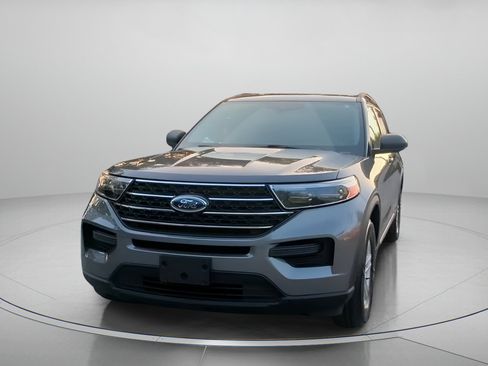 Certified 2023 Ford Explorer XLT AWD/4WD image 10