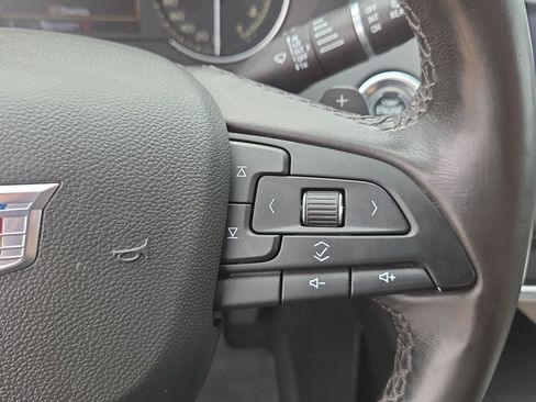 Used 2019 Cadillac XT4 Luxury w/ Trailering Package FWD image 26