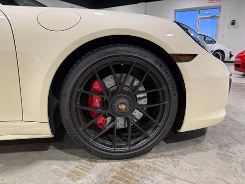 Used 2019 Porsche 911 Carrera 4 GTS image 28