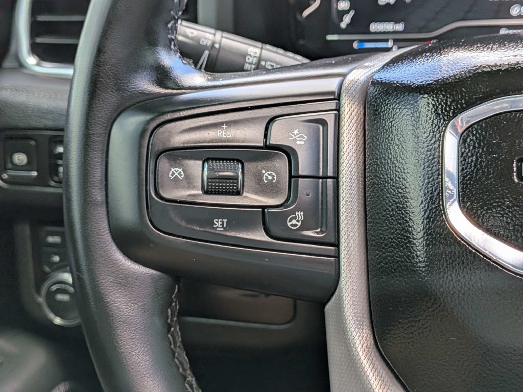 Used 2024 GMC Yukon Denali AWD/4WD image 30