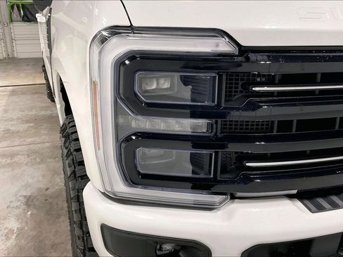 Used 2026 Ford F250 Platinum w/ Tremor Off-Road Package AWD/4WD image 38