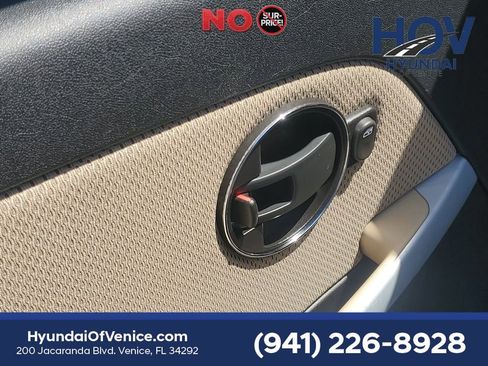 Used 2008 Pontiac Torrent AWD w/ Preferred Package image 14