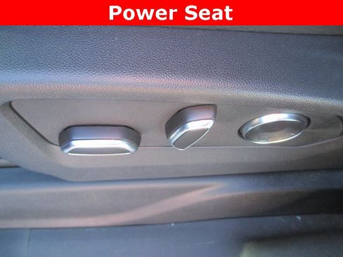 Certified 2025 GMC Yukon Denali w/ Denali Reserve Package image 30