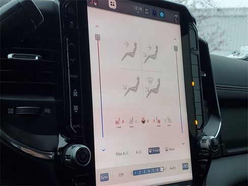 Used 2025 RAM 3500 Laramie image 16