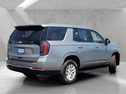 Used 2025 Chevrolet Tahoe LT AWD/4WD image 4