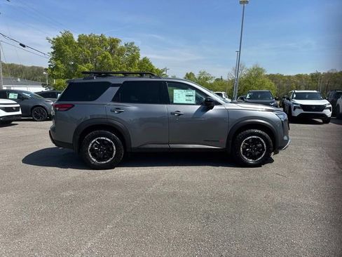 New 2026 Nissan Pathfinder Rock Creek AWD/4WD image 3