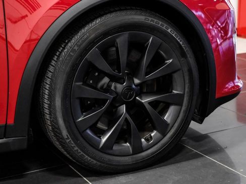 Used 2023 Tesla Model X image 65