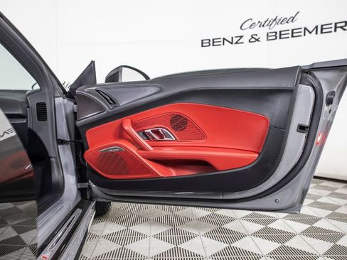 Used 2018 Audi R8 V10 plus image 17