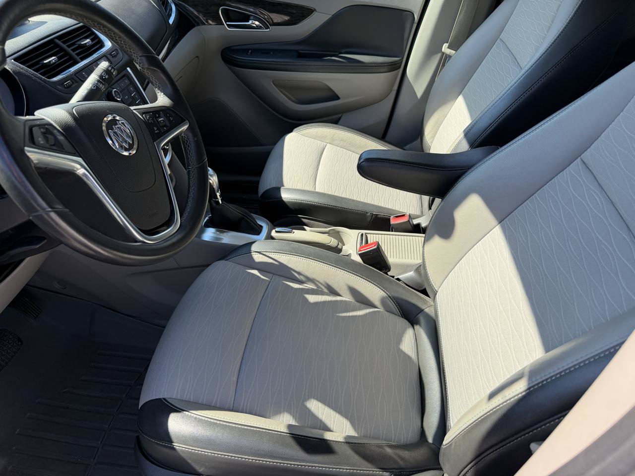 Used 2016 Buick Encore FWD image 9