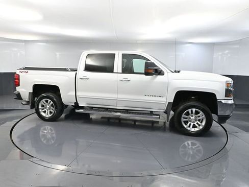 Used 2018 Chevrolet Silverado 1500 LT w/ All Star Edition image 4