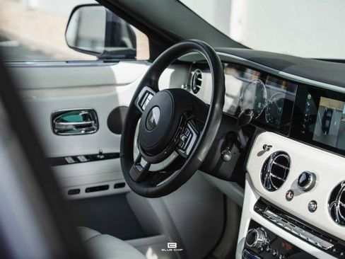 Used 2023 Rolls-Royce Ghost w/ Ghost Package image 24