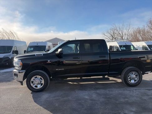 Used 2022 RAM 2500 Big Horn image 2