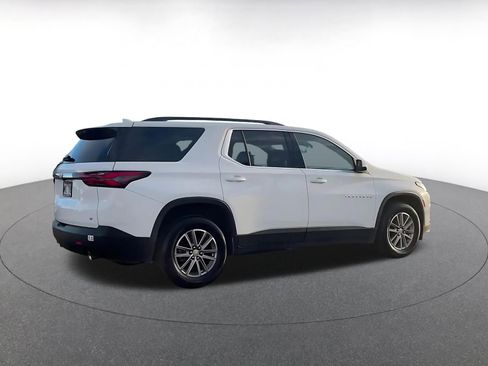 Used 2023 Chevrolet Traverse LT image 15