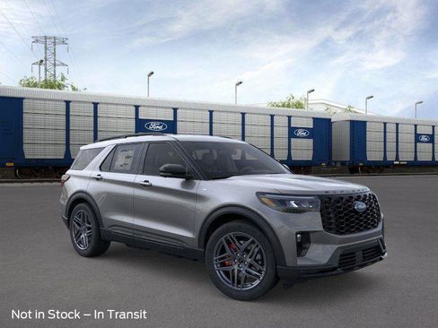 New 2026 Ford Explorer ST-Line w/ ST-Line Street Pack image 7