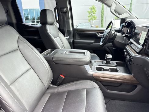 Used 2022 Chevrolet Silverado 1500 LT Trail Boss w/ Convenience Package II image 26