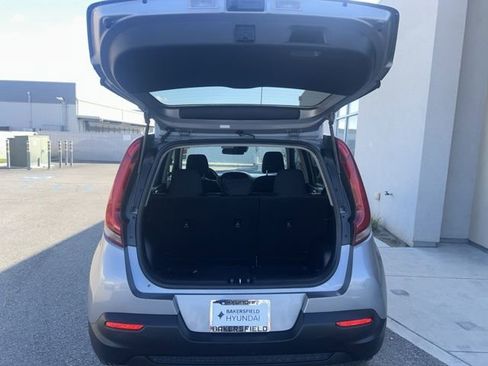 Used 2022 Kia Soul LX w/ Technology Package image 23