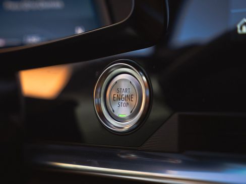 Used 2021 Chevrolet Corvette Stingray Premium Conv w/ Z51 Performance Package image 48