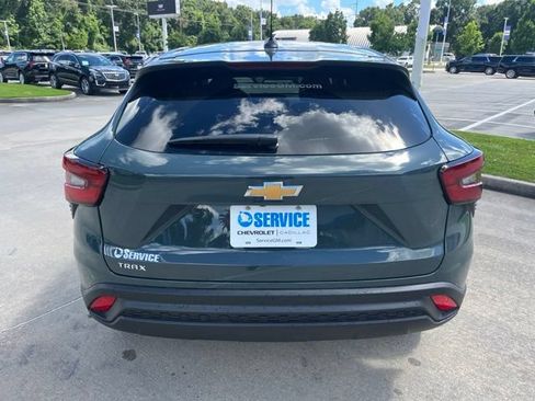 New 2026 Chevrolet Trax LS FWD image 5