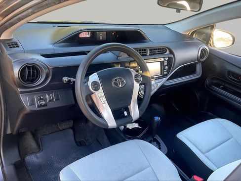 Used 2016 Toyota Prius C One FWD image 15