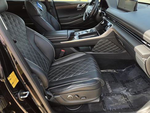 Used 2023 Genesis GV80 3.5T w/ Prestige Package image 31