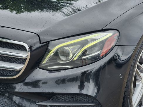 Certified 2017 Mercedes-Benz E 300 image 11