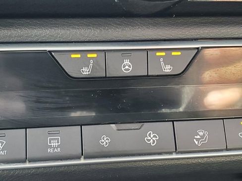 Certified 2025 Nissan Sentra SR w/ SR Premium Package image 27