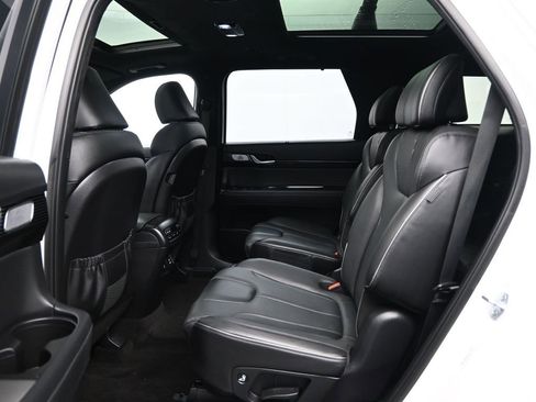 Used 2023 Hyundai Palisade Calligraphy image 31