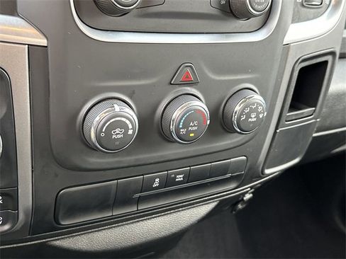 Used 2024 RAM 1500 Classic SLT image 22